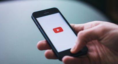 3 sposoby na zatrzymanie automatycznego odtwarzania filmów na Facebooku, Twitterze, Instagramie, YouTube i w przeglądarce Chrome