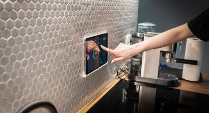 Jak ustawić w Smart Home bezpieczne ograniczenia i harmonogramy dla dzieci?